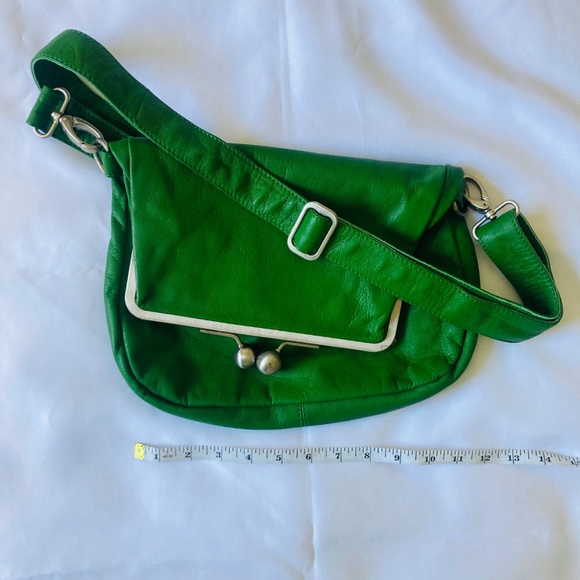 Sticks and Stones Amsterdam Green Leather Red Interior Crossbody Bag Multi Clips - Picture 4 of 16